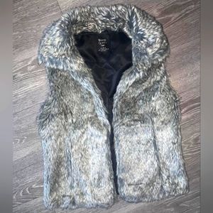 Zara Faux Fur Sleeveless Vest